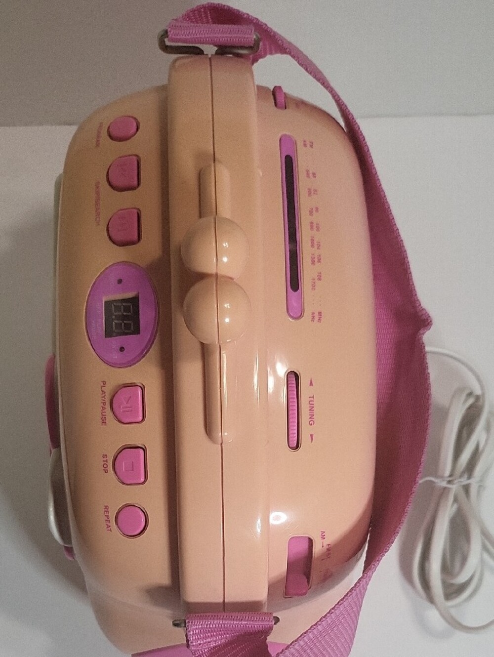 Vintage Hello Kitty Pink CD AM FM Radio - Picture 6 of 9
